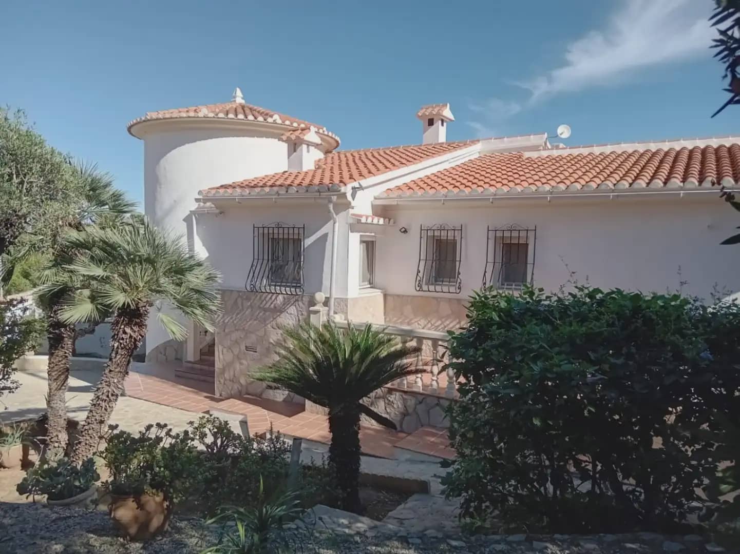 4 Zimmer Villa zu verkaufen in Denia mit Pool Garage - 590.000 € (Ref: 10086490)