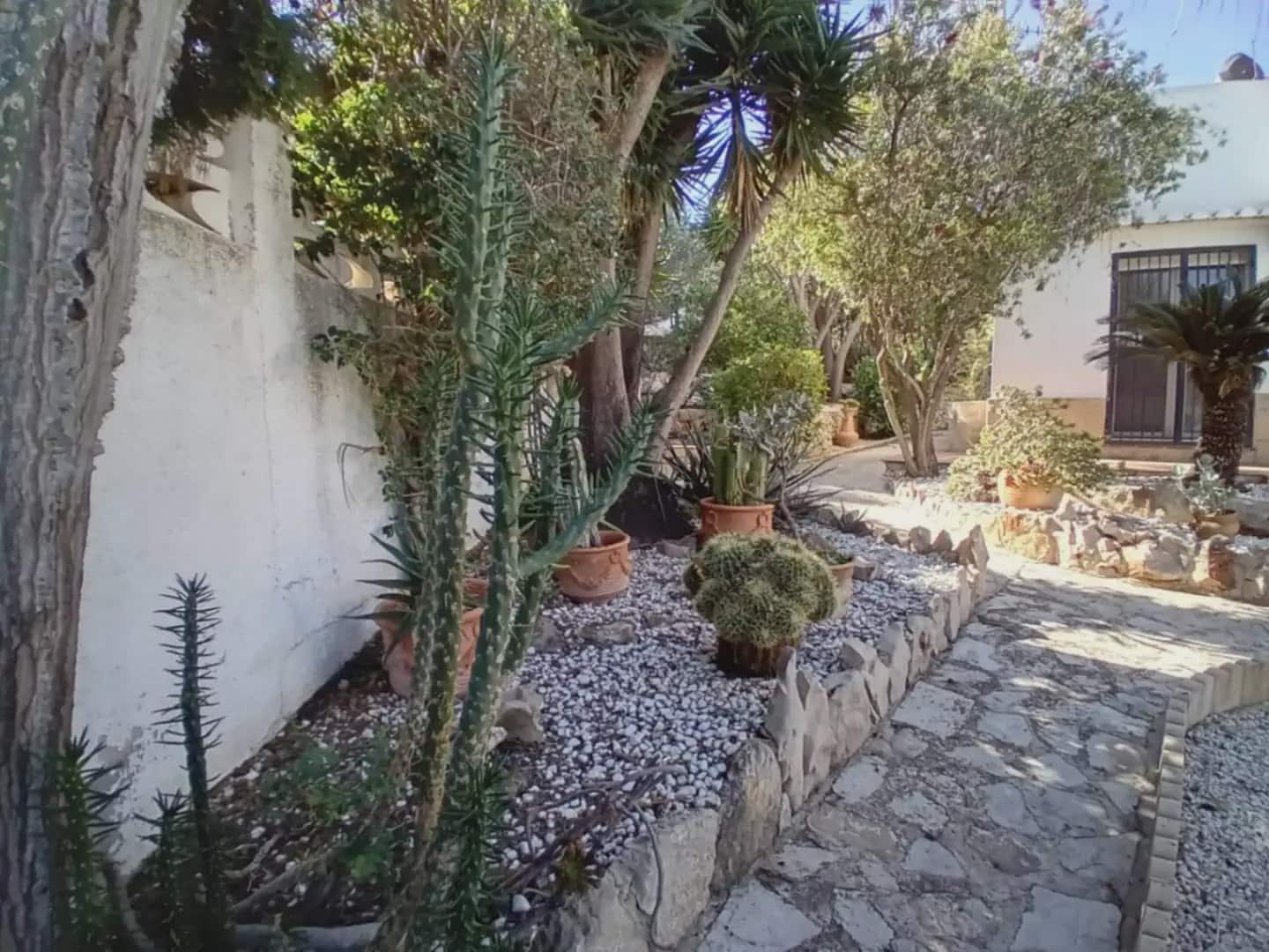4 Zimmer Villa zu verkaufen in Denia mit Pool Garage - 590.000 € (Ref: 10086490)
