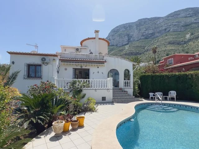 3 soverom Villa til salgs i El Montgó, Dénia med svømmebasseng garasje - € 570 000 (Ref: 10086491)