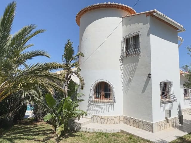 3 soverom Villa til salgs i El Montgó, Dénia med svømmebasseng garasje - € 570 000 (Ref: 10086491)