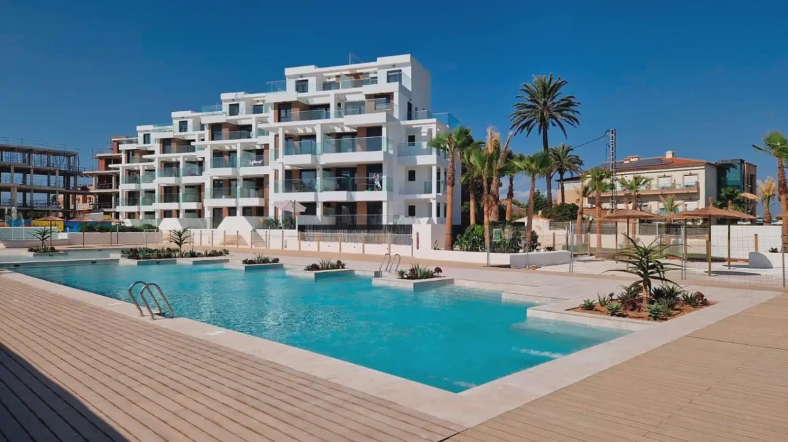 2 quarto Apartamento de Praia para venda em Denia com piscina garagem - 355 000 € (Ref: 10086500)