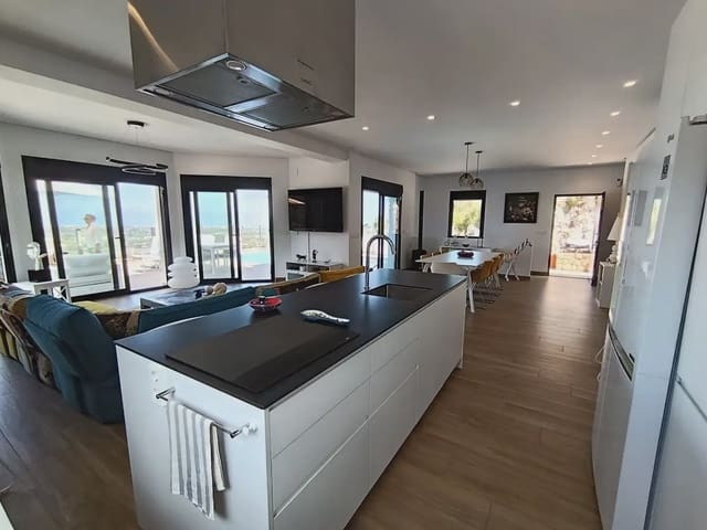 4 sypialnia Willa na sprzedaż w La Pedrera - Vessanes, Dénia z basenem garażem - 895 000 € (Ref: 10086501)