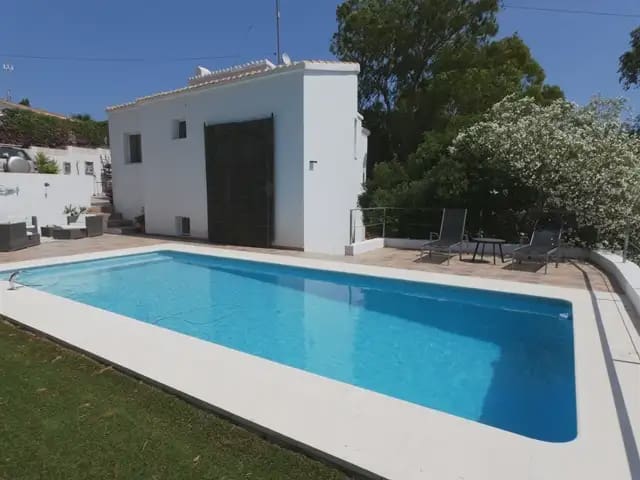 Chalet de 3 habitaciones en El Montgó, Dénia en venta - 628.000 € (Ref: 10086502)