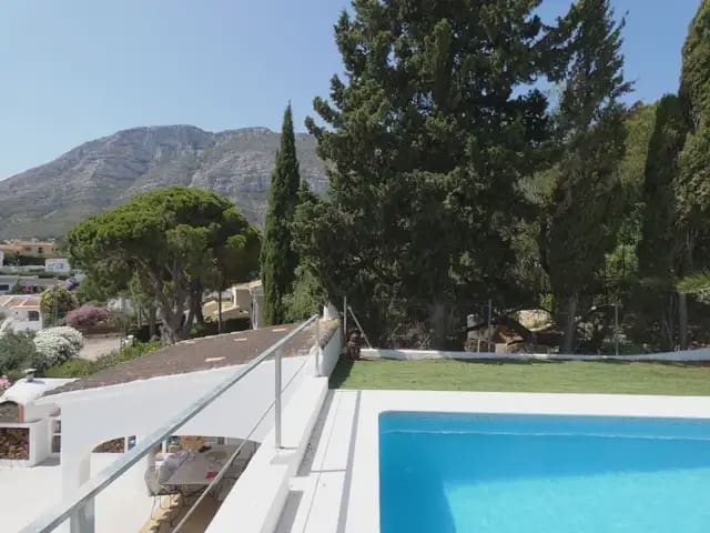 Chalet de 3 habitaciones en Dénia en venta - 628.000 € (Ref: 10086502)