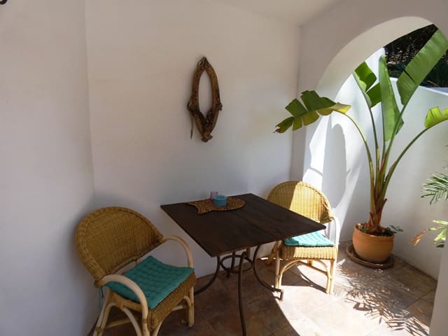 Chalet de 3 habitaciones en El Montgó, Dénia en venta con piscina garaje - 628.000 € (Ref: 10086502)