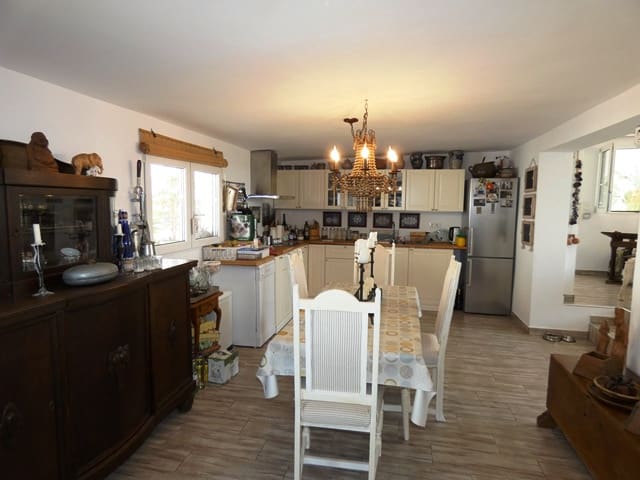 Chalet de 3 habitaciones en El Montgó, Dénia en venta con piscina garaje - 628.000 € (Ref: 10086502)