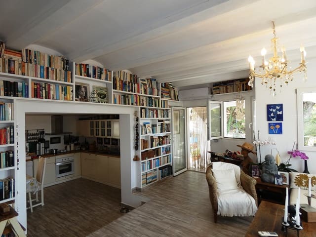 Chalet de 3 habitaciones en El Montgó, Dénia en venta con piscina garaje - 628.000 € (Ref: 10086502)