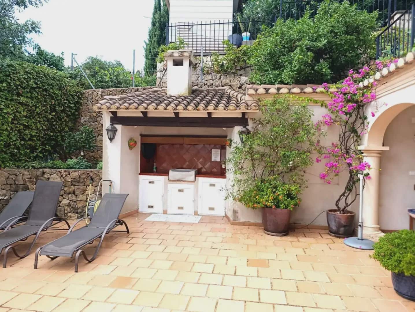 4 sypialnia Willa na sprzedaż w Denia z basenem garażem - 850 000 € (Ref: 10090049)