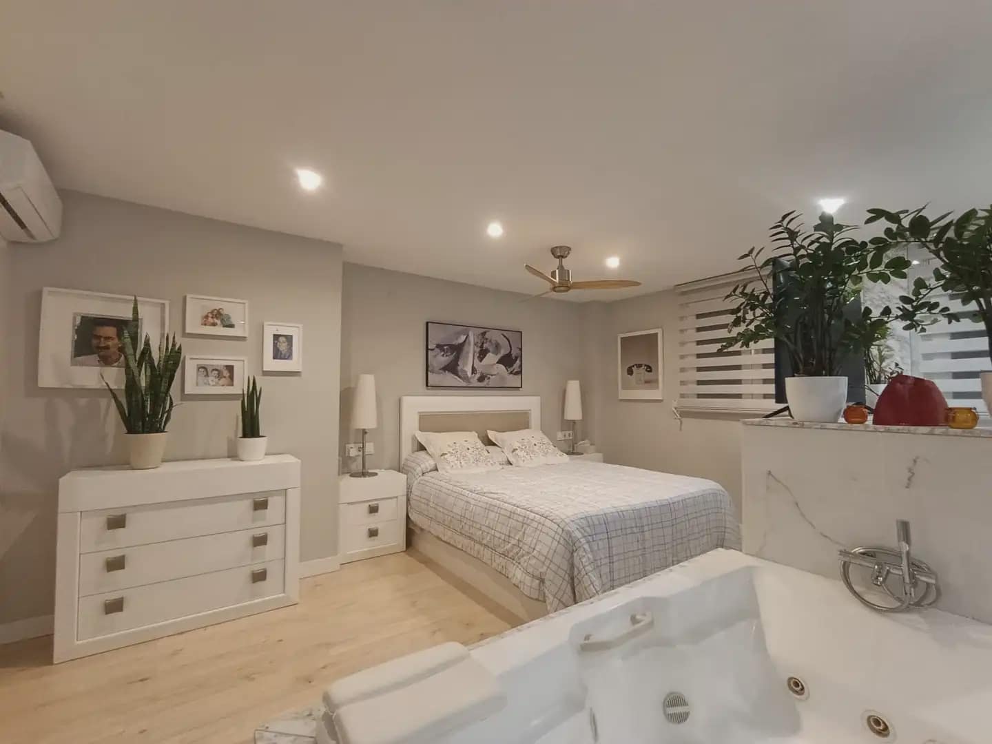 2 bedroom Penthouse for sale in Denia - € 415,000 (Ref: 10113429)