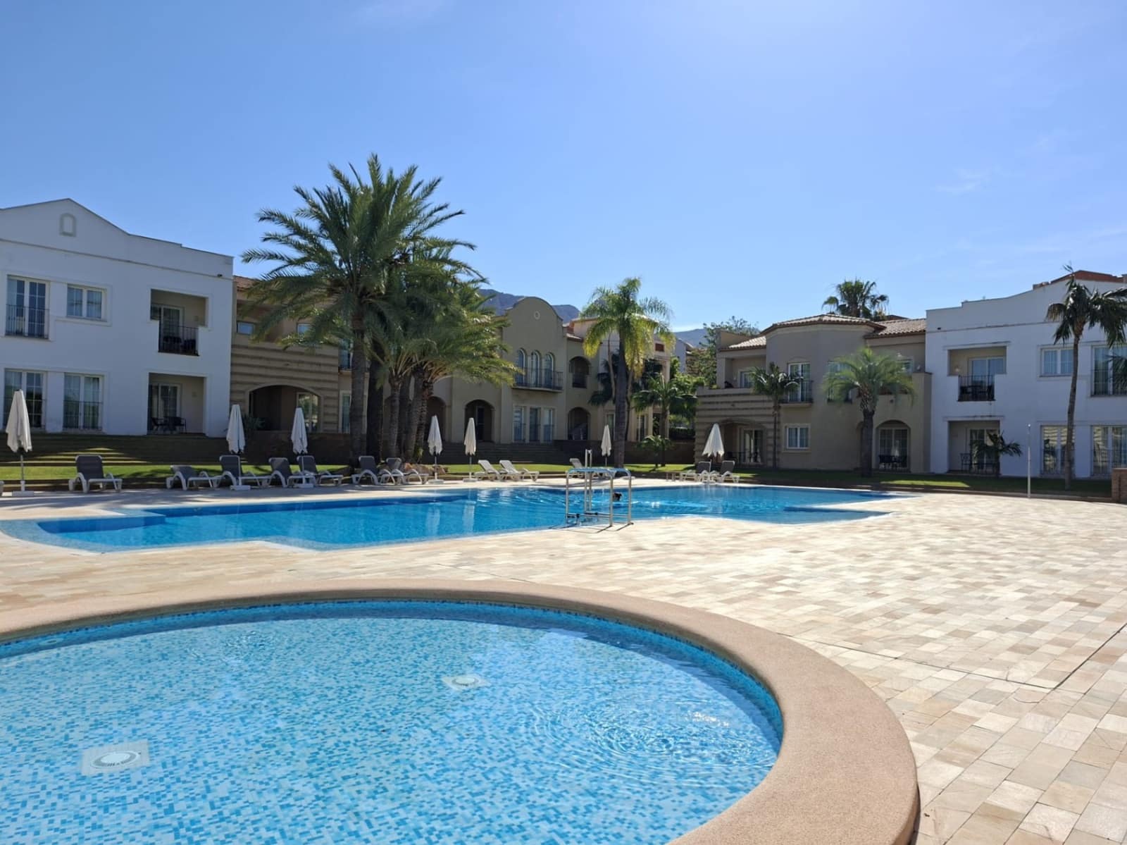 2 soveværelse Lejlighed til salg i Denia med swimmingpool garage - € 395.000 (Ref: 10168780)