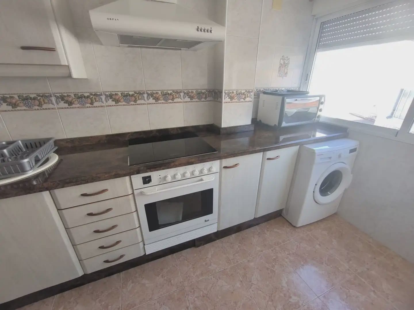 4 bedroom Flat for sale in Alcoy / Alcoi - € 125,000 (Ref: 10086445)
