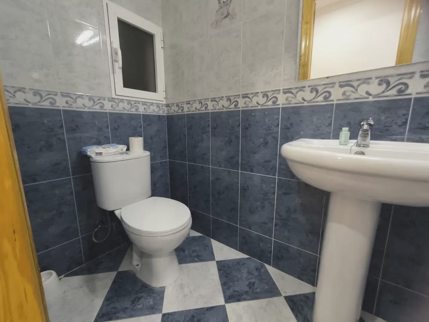 4 bedroom Flat for sale in Alcoy / Alcoi - € 125,000 (Ref: 10086445)