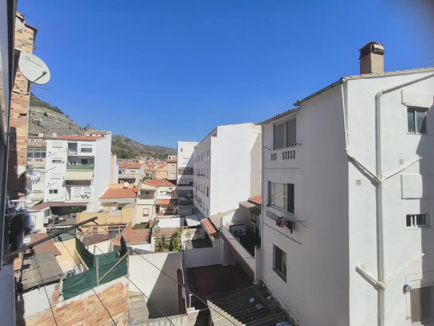 4 bedroom Flat for sale in Alcoy / Alcoi - € 125,000 (Ref: 10086445)
