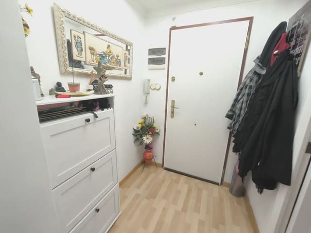Piso de 4 habitaciones en Alcoy / Alcoi en venta - 140.000 € (Ref: 10086446)