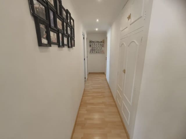 Piso de 4 habitaciones en Alcoy / Alcoi en venta - 140.000 € (Ref: 10086446)