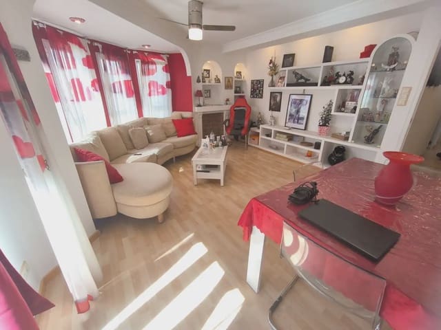 Piso de 4 habitaciones en Alcoy / Alcoi en venta - 140.000 € (Ref: 10086446)