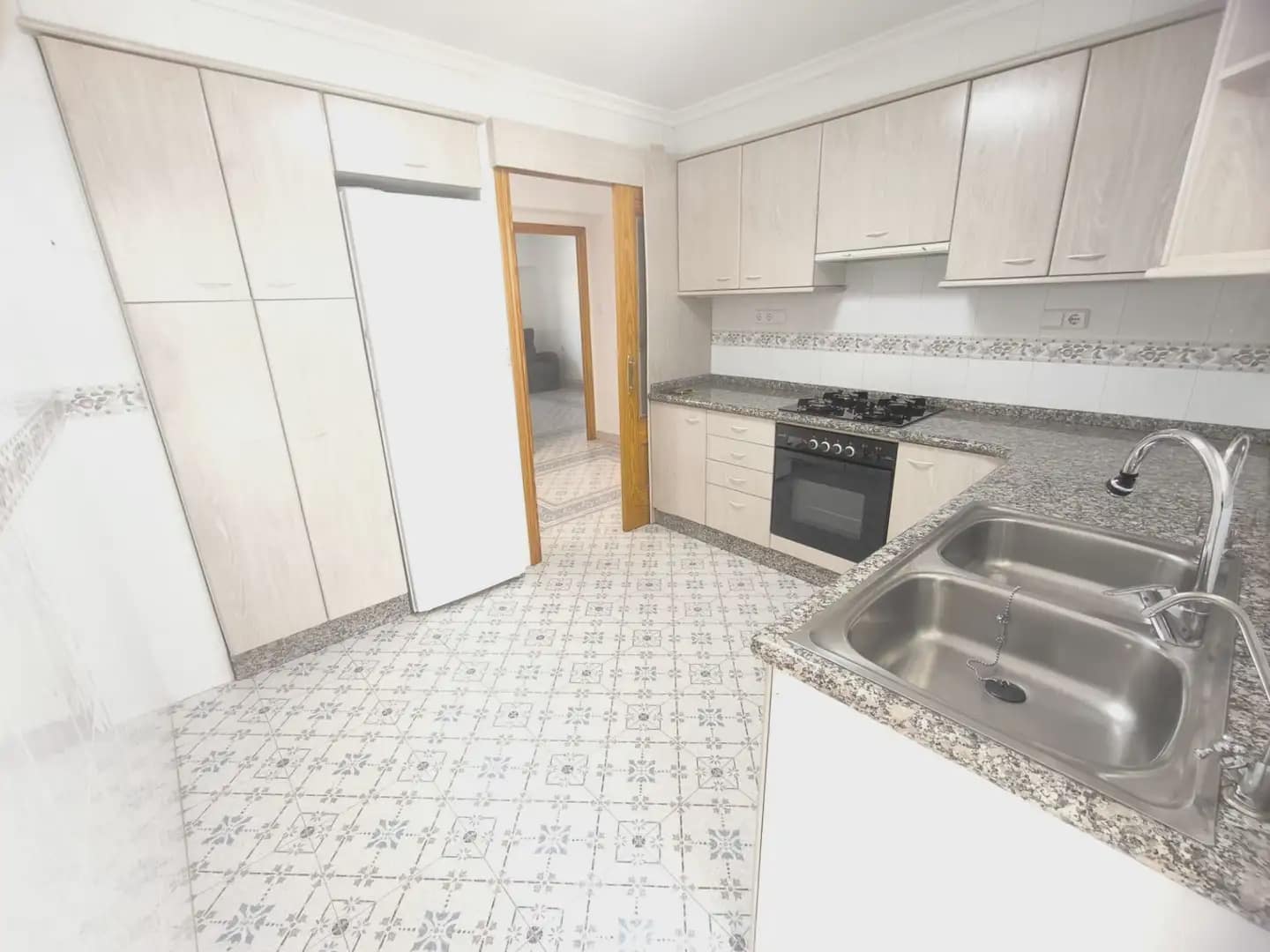 Piso de 3 habitaciones en Alcoy / Alcoi en venta - 185.000 € (Ref: 10086447)