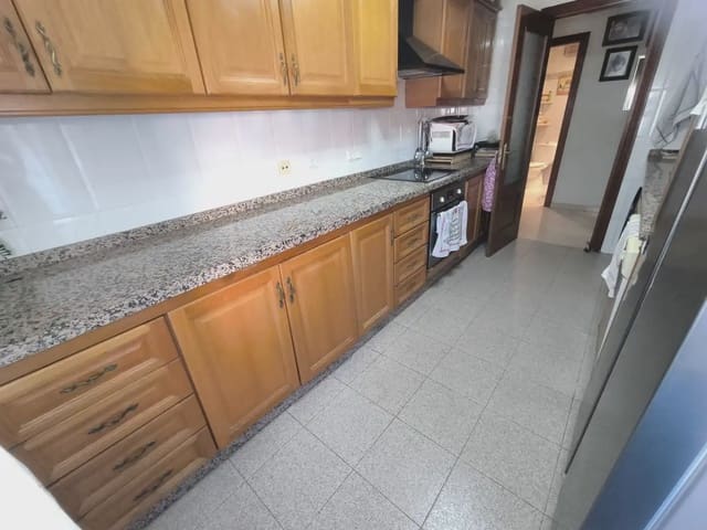 Piso de 3 habitaciones en Alcoy / Alcoi en venta - 160.000 € (Ref: 10086448)