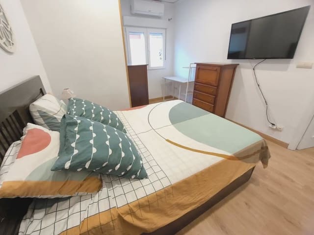 2 soverom Leilighet til leie i Alcoy / Alcoi - € 590 (Ref: 10086450)