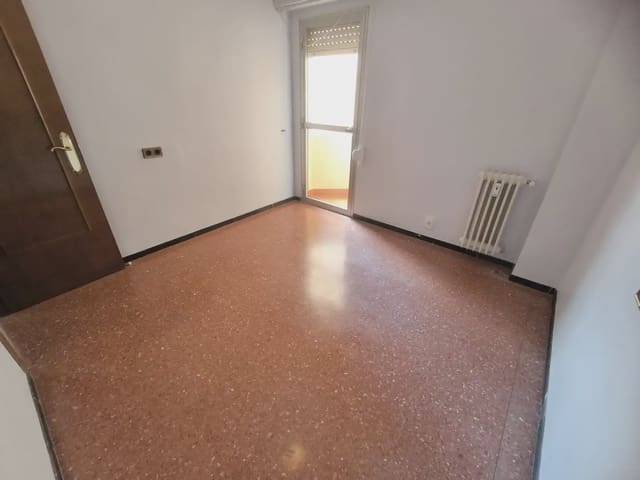 Piso de 4 habitaciones en Alcoy / Alcoi en venta - 200.000 € (Ref: 10086460)