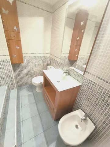 3 soverom Leilighet til leie i Alcoy / Alcoi - € 650 (Ref: 10086461)