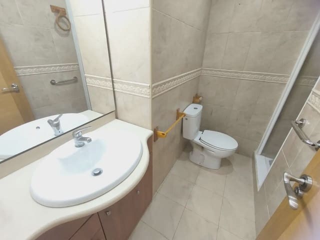 3 soverom Leilighet til leie i Alcoy / Alcoi - € 650 (Ref: 10086461)