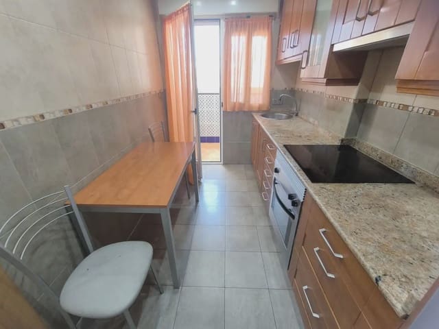 3 soverom Leilighet til leie i Alcoy / Alcoi - € 650 (Ref: 10086461)