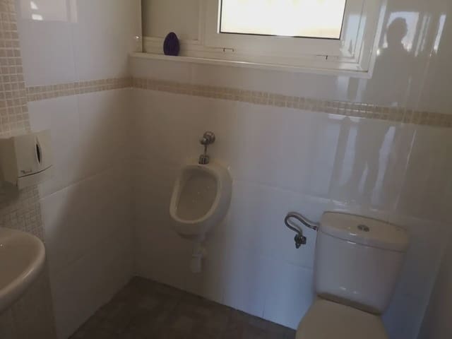 Kaupallinen myytävänä paikassa Alcoy / Alcoi - 48 000 € (Ref: 10086470)