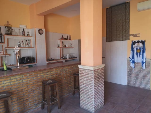 Kaupallinen myytävänä paikassa Alcoy / Alcoi - 48 000 € (Ref: 10086470)