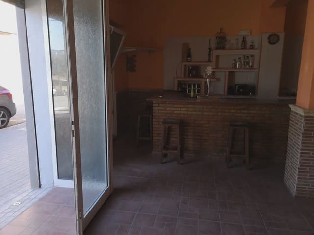 Kaupallinen myytävänä paikassa Alcoy / Alcoi - 48 000 € (Ref: 10086470)