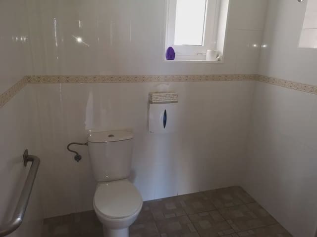 Kaupallinen myytävänä paikassa Alcoy / Alcoi - 48 000 € (Ref: 10086470)