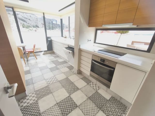 Piso de 3 habitaciones en Alcoy / Alcoi en venta - 290.000 € (Ref: 10086472)