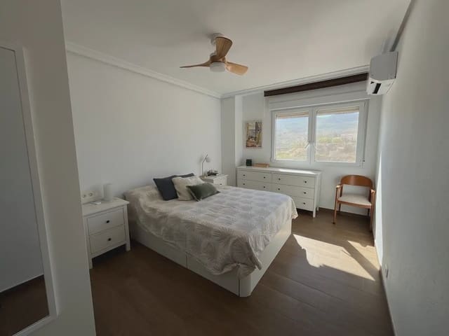 Piso de 4 habitaciones en Alcoy / Alcoi en venta - 265.000 € (Ref: 10086477)