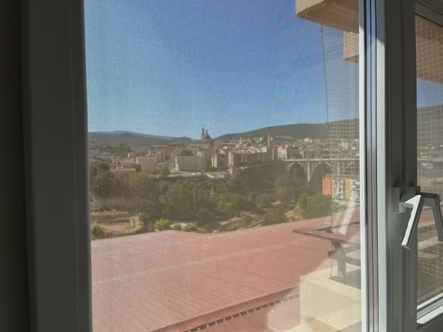 Piso de 4 habitaciones en Alcoy / Alcoi en venta - 265.000 € (Ref: 10086477)