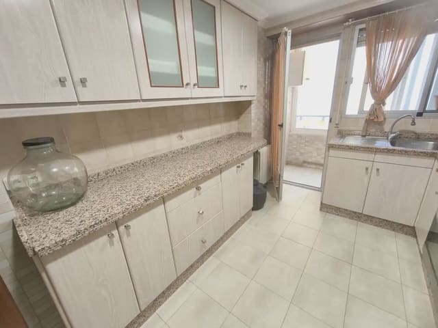 Piso de 3 habitaciones en Alcoy / Alcoi en venta - 165.000 € (Ref: 10088560)
