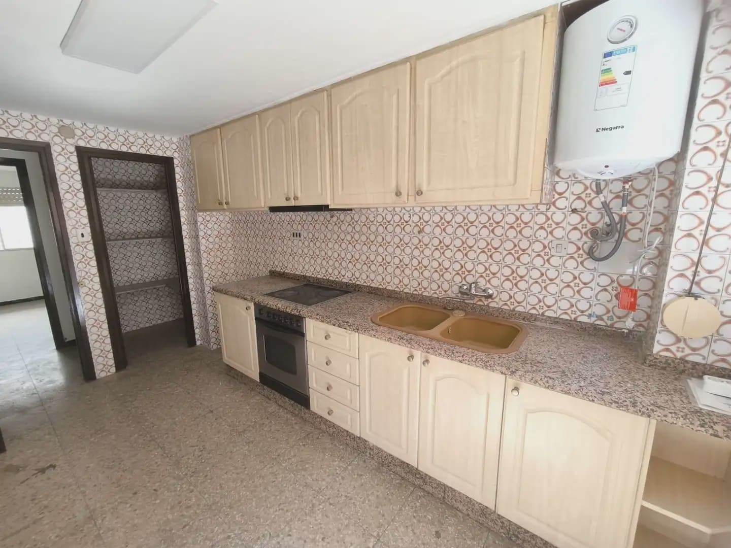 4 quarto Apartamento para venda em Alcoy / Alcoi - 90 000 € (Ref: 10094924)
