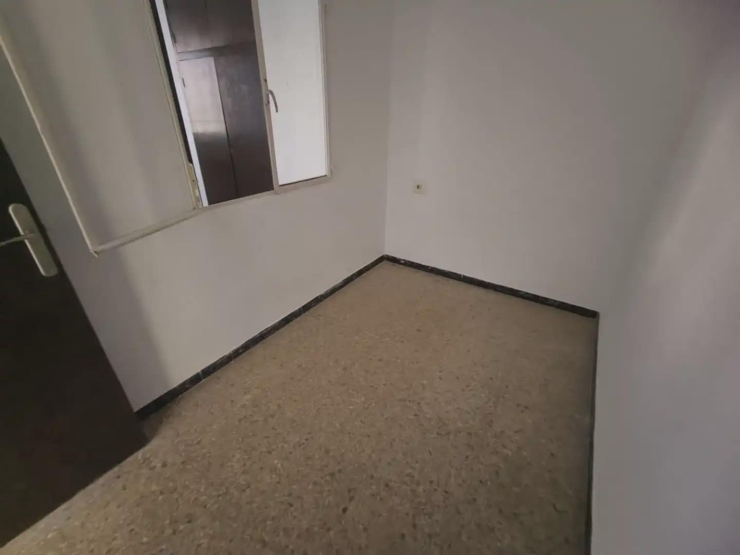 4 quarto Apartamento para venda em Alcoy / Alcoi - 90 000 € (Ref: 10094924)