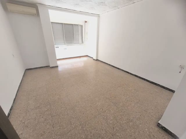 4 quarto Apartamento para venda em Alcoy / Alcoi - 90 000 € (Ref: 10094924)