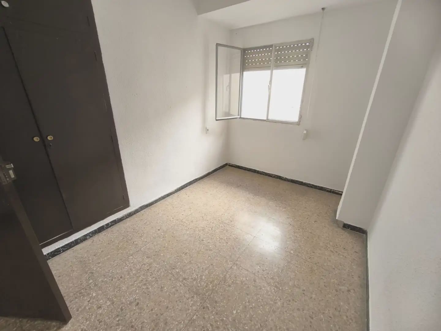 4 quarto Apartamento para venda em Alcoy / Alcoi - 90 000 € (Ref: 10094924)