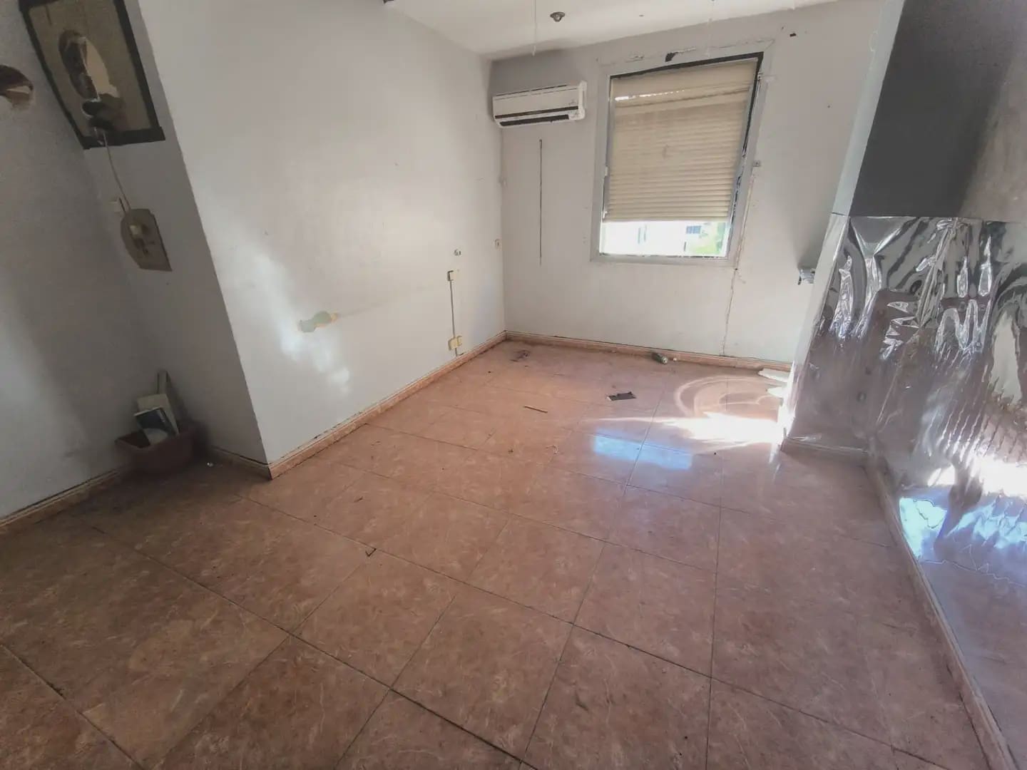 4 bedroom Flat for sale in Alcoy / Alcoi - € 76,000 (Ref: 10101430)