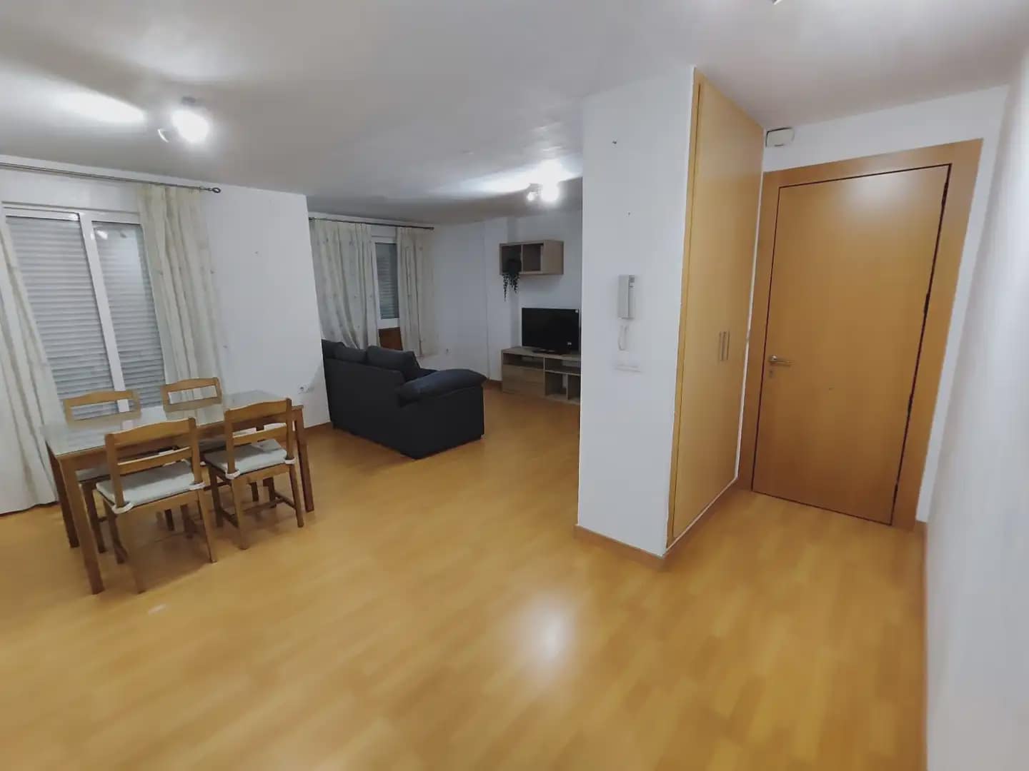 2 bedroom Flat for rent in Alcoy / Alcoi - € 600 (Ref: 10121081)