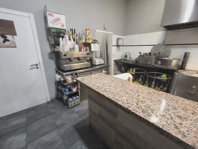 Local Comercial en Alcoy / Alcoi en venta - 235.000 € (Ref: 10124709)