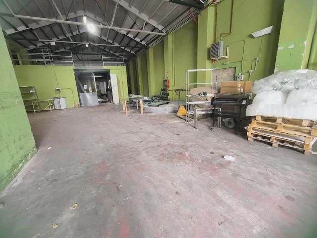 Local Comercial en Alcoy / Alcoi en alquiler - 2.000 € (Ref: 10124711)