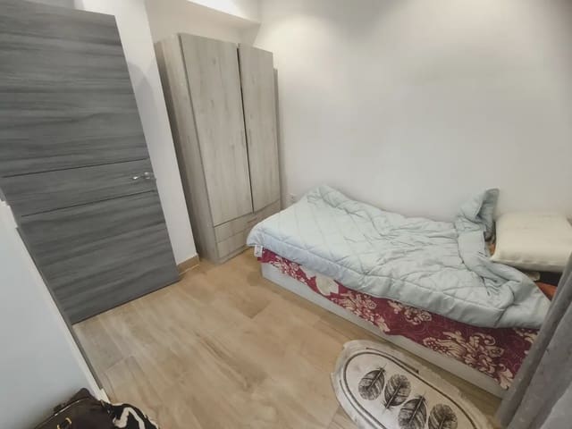 3 soveværelse Lejlighed til salg i Alcoy / Alcoi - € 85.000 (Ref: 10136359)