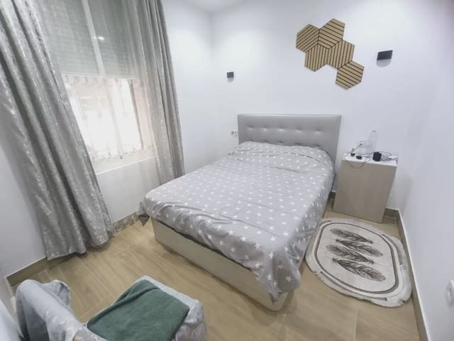 3 soveværelse Lejlighed til salg i Alcoy / Alcoi - € 85.000 (Ref: 10136359)