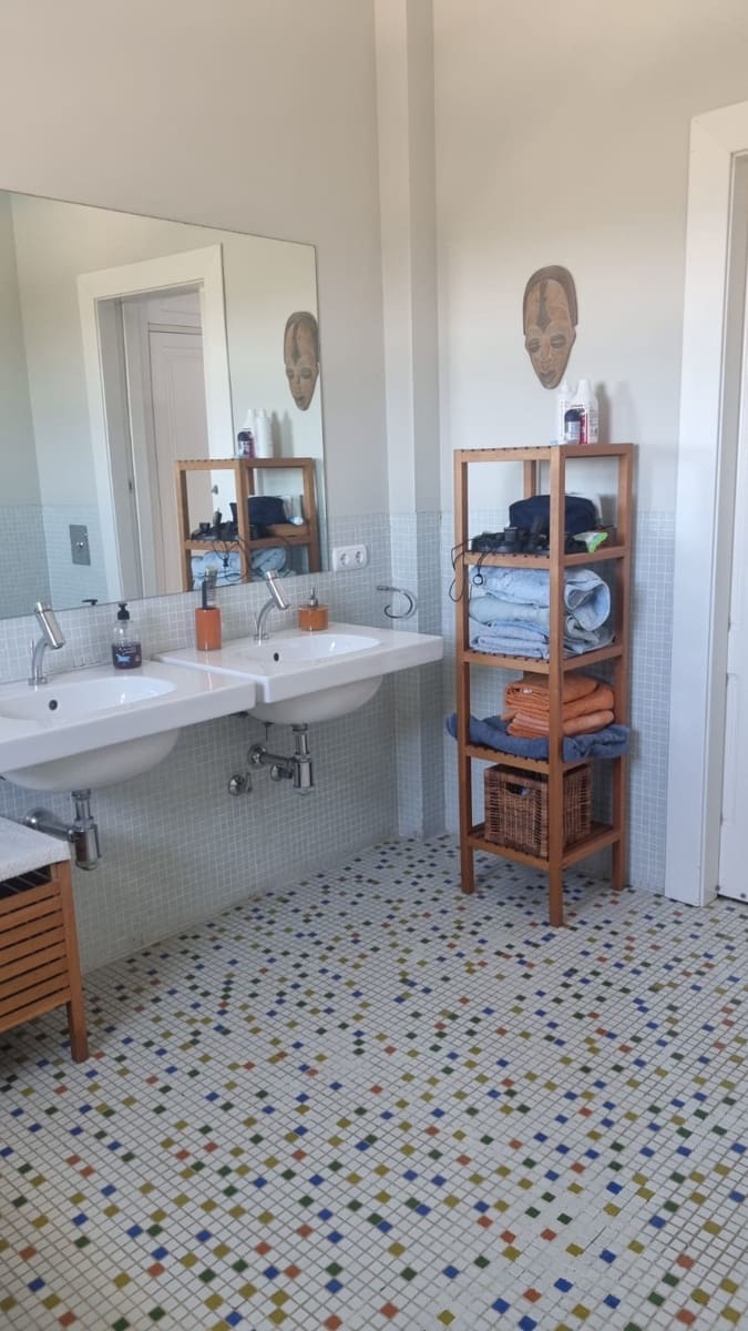 5 bedroom Villa for sale in La Carolina with pool garage - € 1,150,000 (Ref: 10106481)