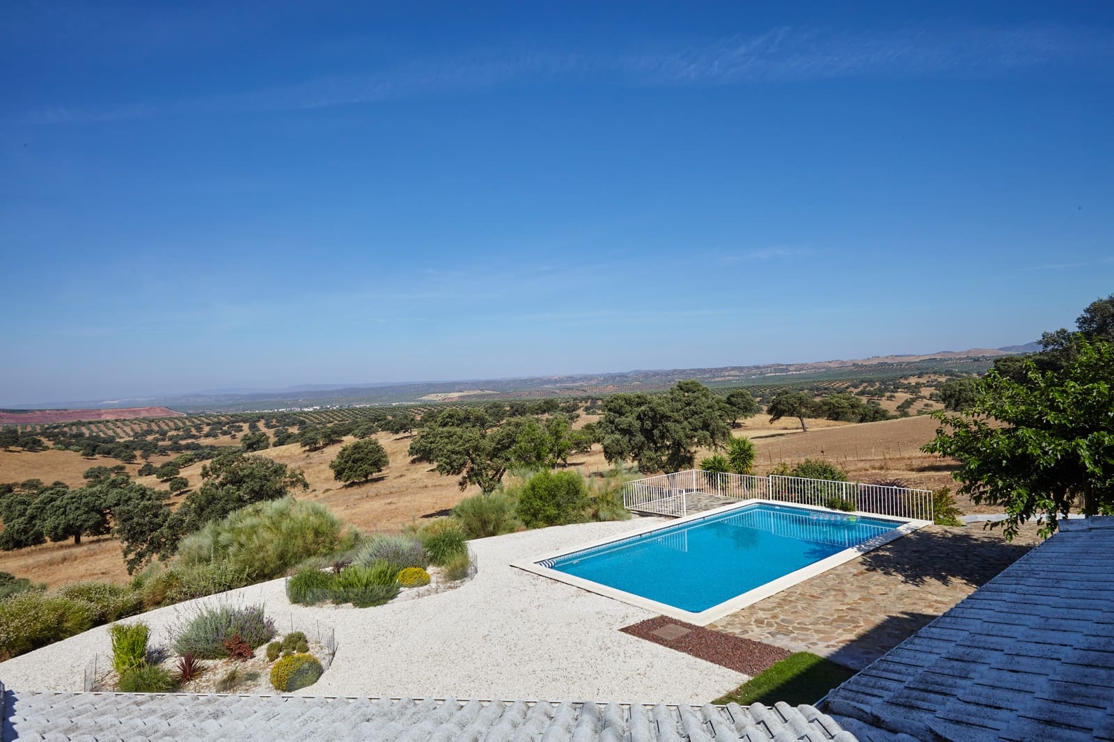 5 bedroom Villa for sale in La Carolina with pool garage - € 1,150,000 (Ref: 10106481)