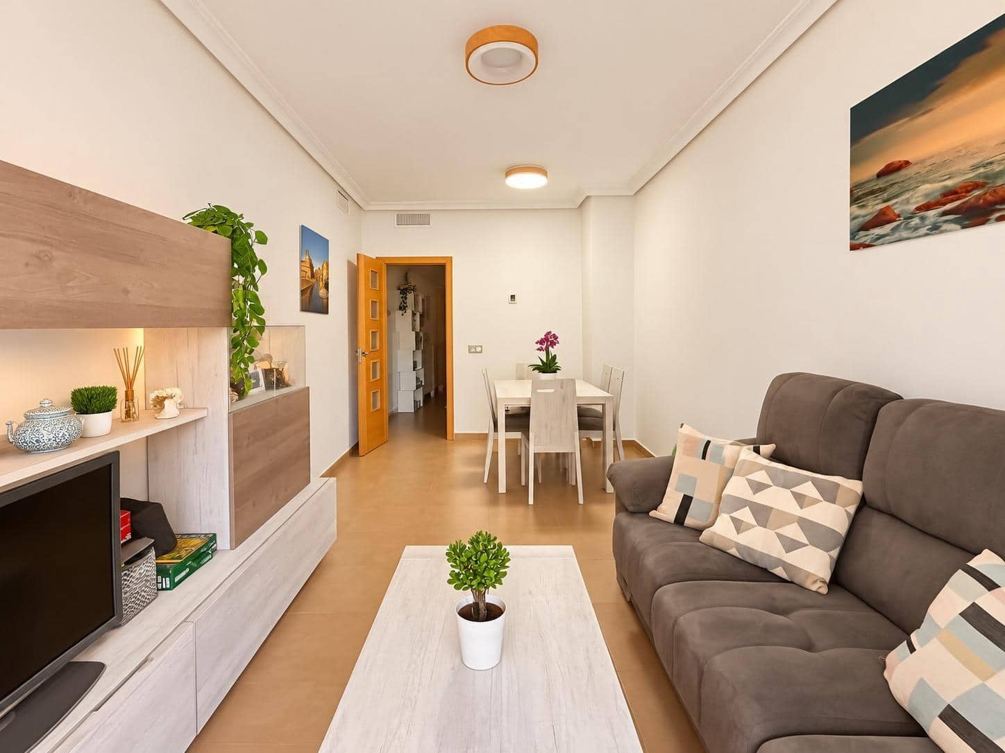 2 bedroom Flat for sale in Torremolinos with garage - € 330,000 (Ref: 10130237)