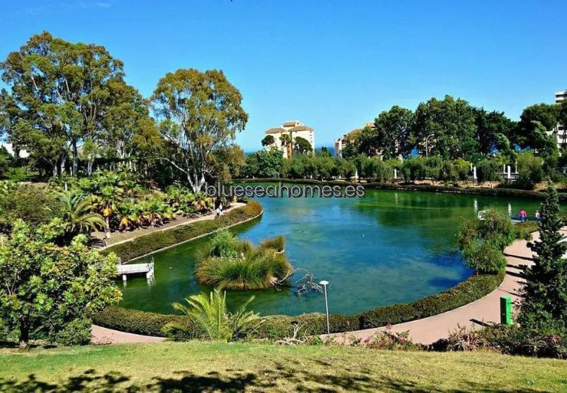 Yksiö myytävänä paikassa Benalmadena Costa mukana uima-altaan - 209 000 € (Ref: 10130244)