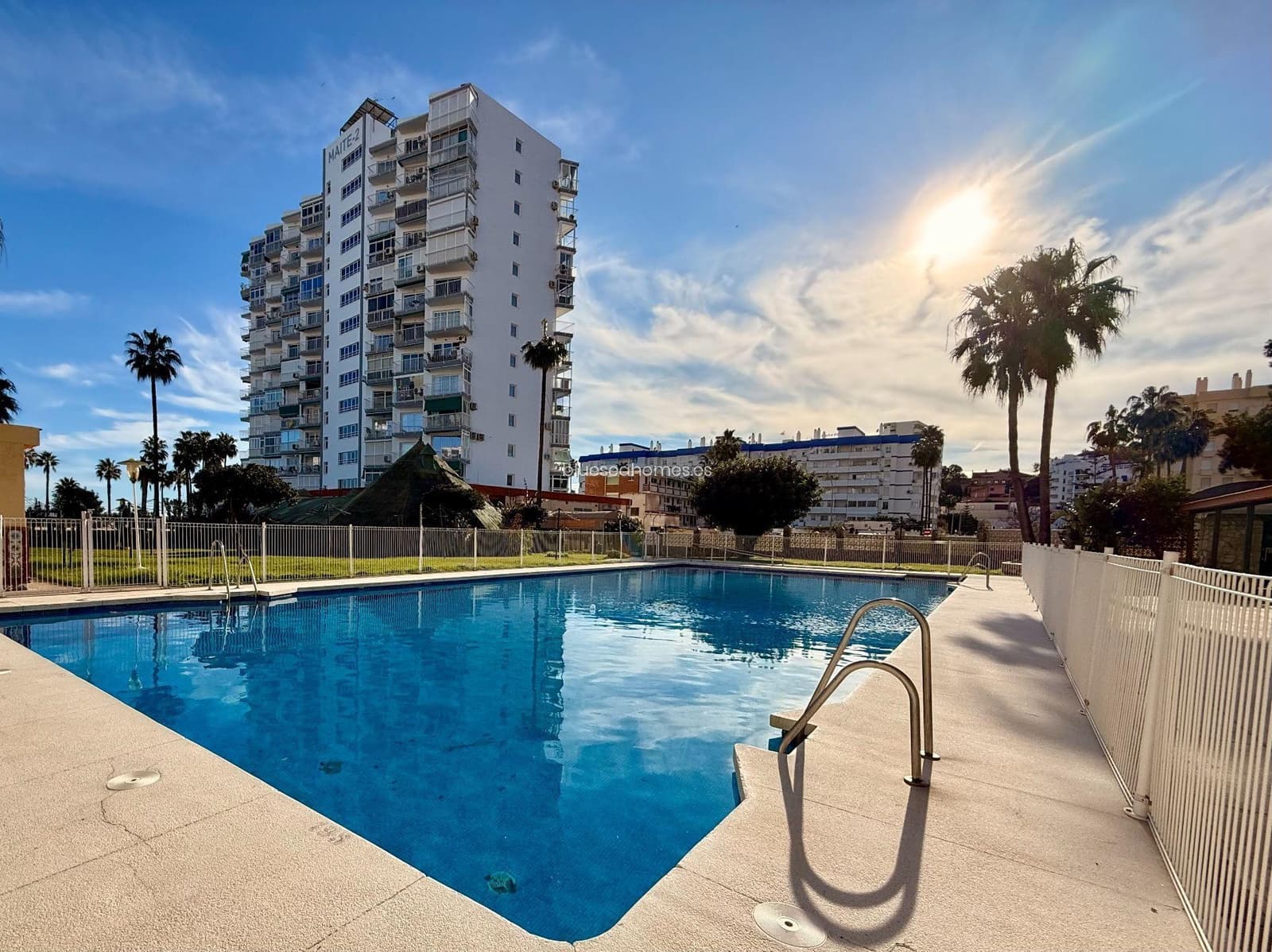 Yksiö myytävänä paikassa Benalmadena Costa mukana uima-altaan - 209 000 € (Ref: 10130244)